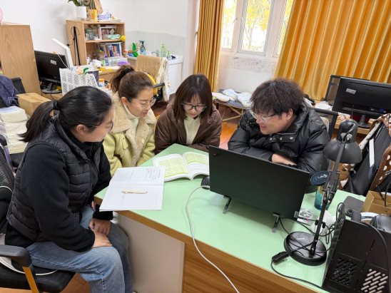 efce5d6640989df681c84733d1de1175