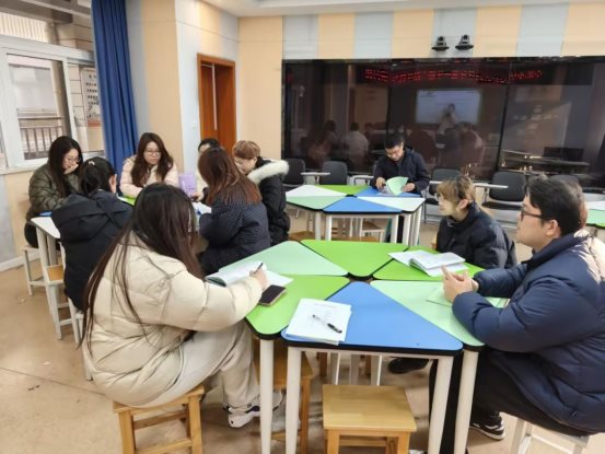 32d803297976d98b0b6e952dffde532e_720